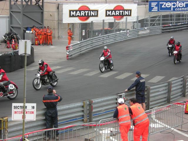 196.jpg
