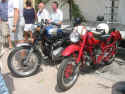 triumph et guzzi.jpg (528480 octets)